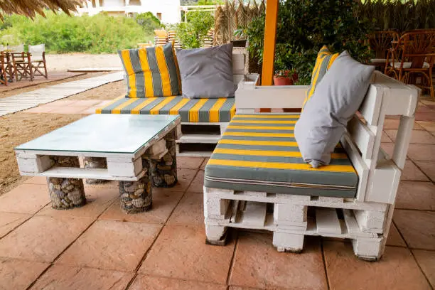 pallet furniture